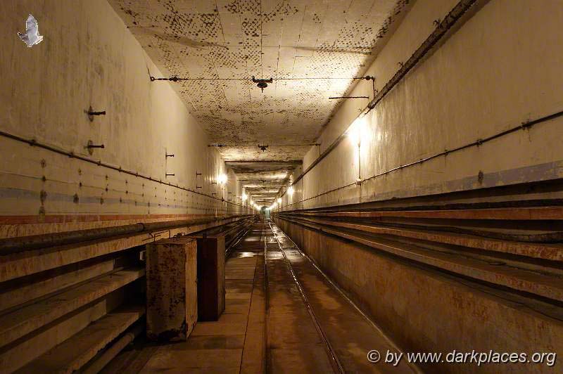 DarkPlaces038.JPG
